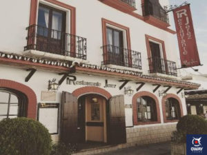 Façade du célèbre Restaurant Jerez à Ronda