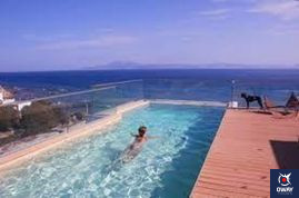 Tarifa has a wide variety of hotels to spend a pleasant holiday with your pet.