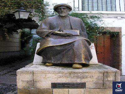 Estatua de Maimonides Córdoba