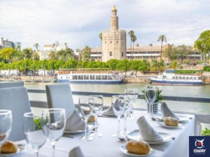 Restaurant with the Torre del Oro in the background