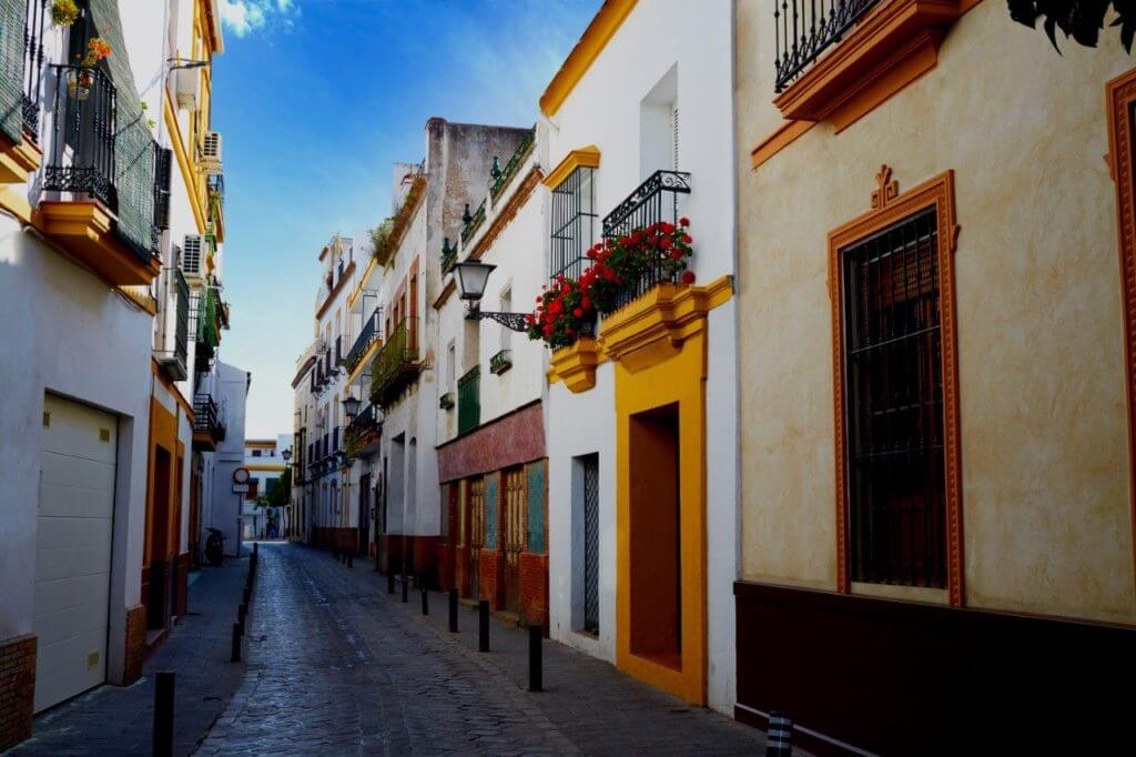 Pasear por el barrio de Triana