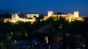 Free-Tour-Nocturno-Granada-Sl-4 (1)